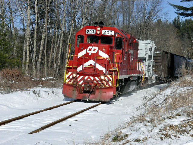 Photo of Vermont Railway Extra 203 South in South Wallingford, VT
