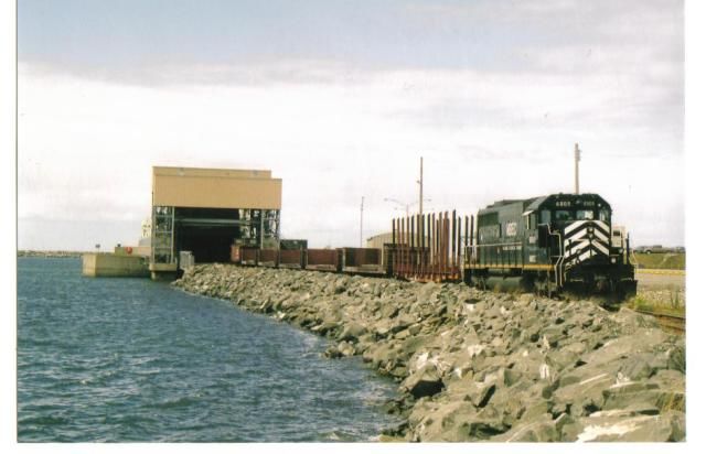 Photo of CFMG At Matane harbour
