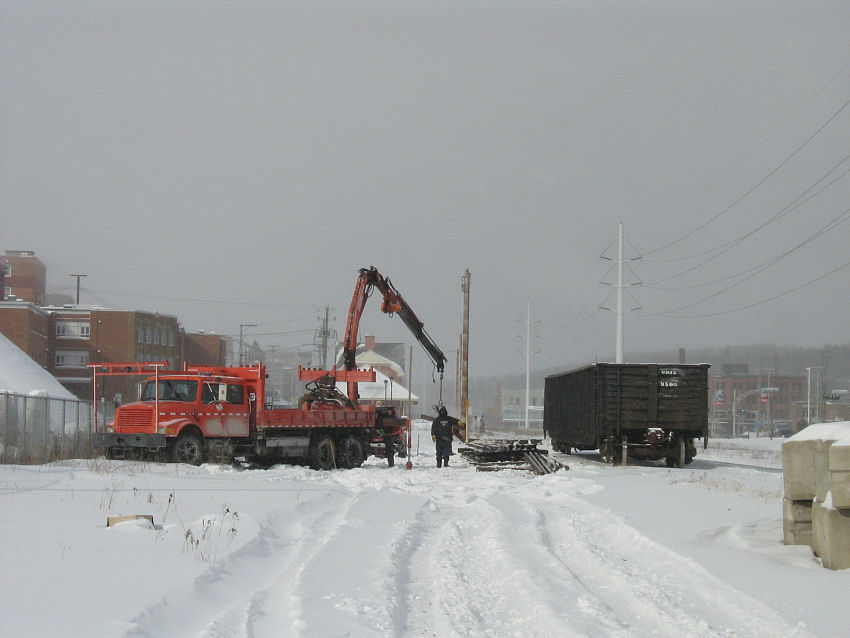 Photo of Rails unload at Sherbrooke Depot