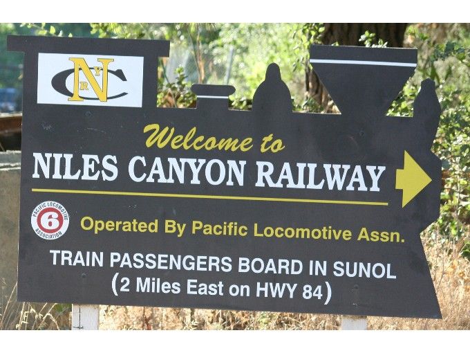 Photo of NILES CANYON RAILWAY