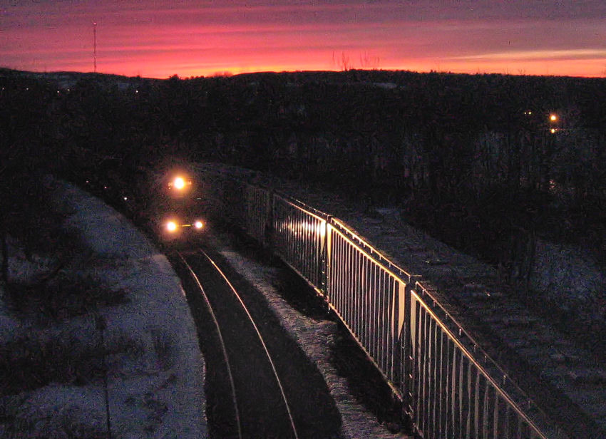 Photo of Sundown and Freight train at Brompton Que