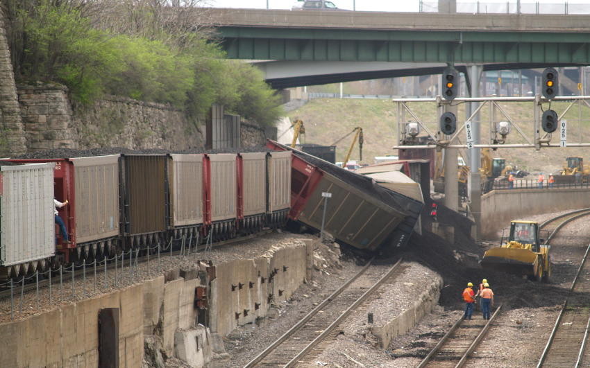 Photo of BNSF Coal Train Derailment - Photo #5