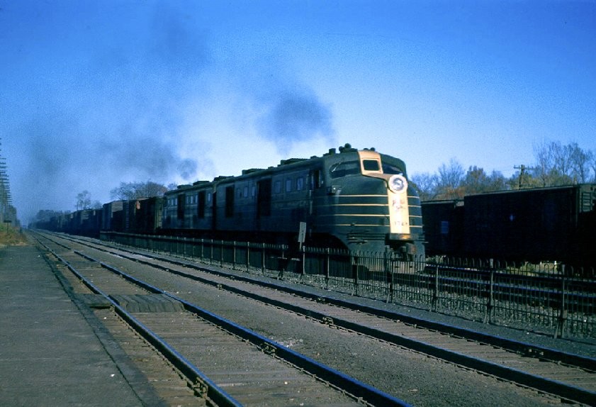 Photo of Alco DL109's at Newington, CT