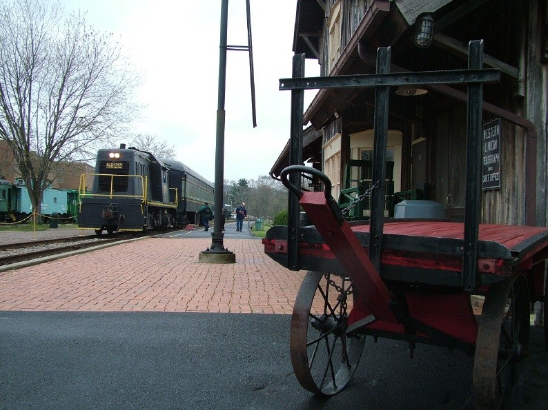 Photo of Hocking Valley Scenic Railway at Nelsonville OH