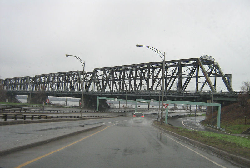 Photo of Victoria Bridge
