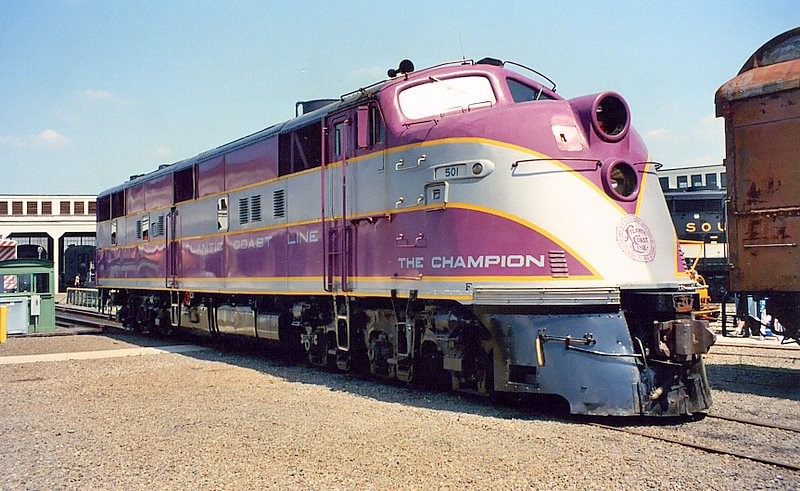 Photo of ACL E 6 UNIT IN CHAMPION LIVERY