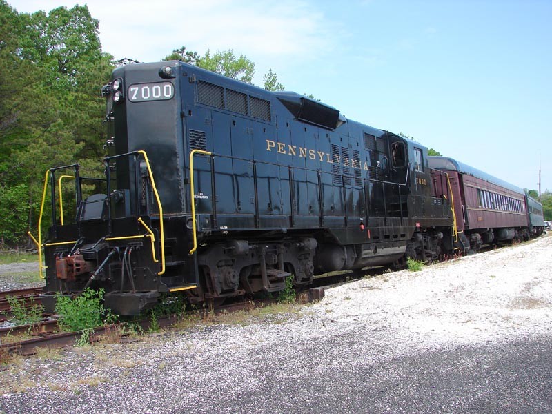Photo of Pennsylvania Railroad GP9 #7000