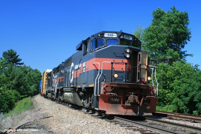 Photo of MEC 512 and ST 207 at Danville, ME