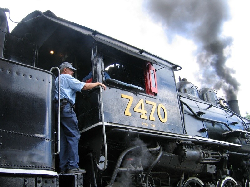 Photo of Crawford Notch steam special at Crawford's