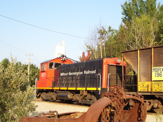 Photo of Milford and Bennington Railroad emd sw900