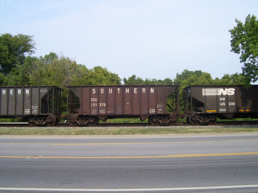 Photo of An old Southern two-bay hopper.