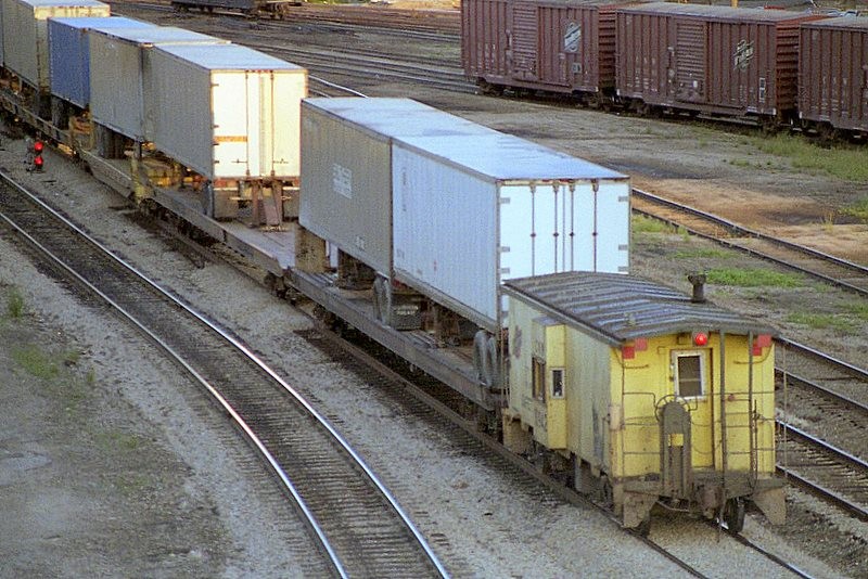 Photo of Caboose Hunt: chicago & North Western