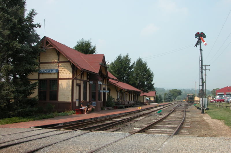 Photo of Kempton Station