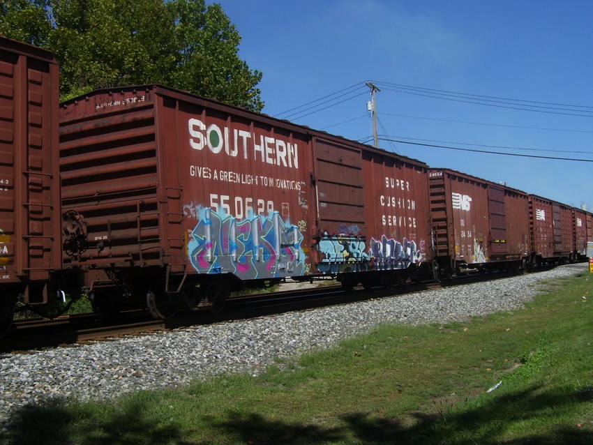 Photo of One of two SOU boxcars on today's 381.