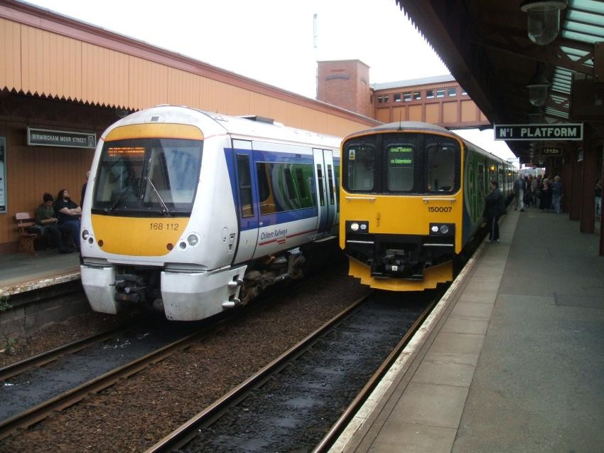 Photo of 168112 and 150007 at Moor Street