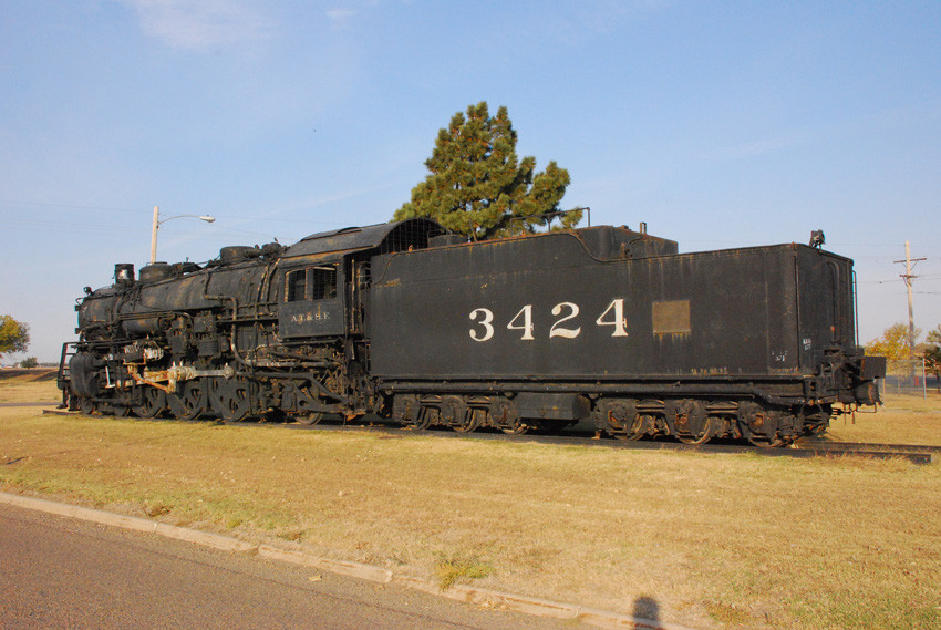Photo of A.T.&S.F. 3424 Resting in Kinsley, KS