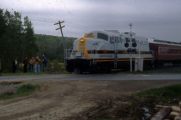 Photo of BAR Fan Trip with BL2 Locomotive  (Side View)