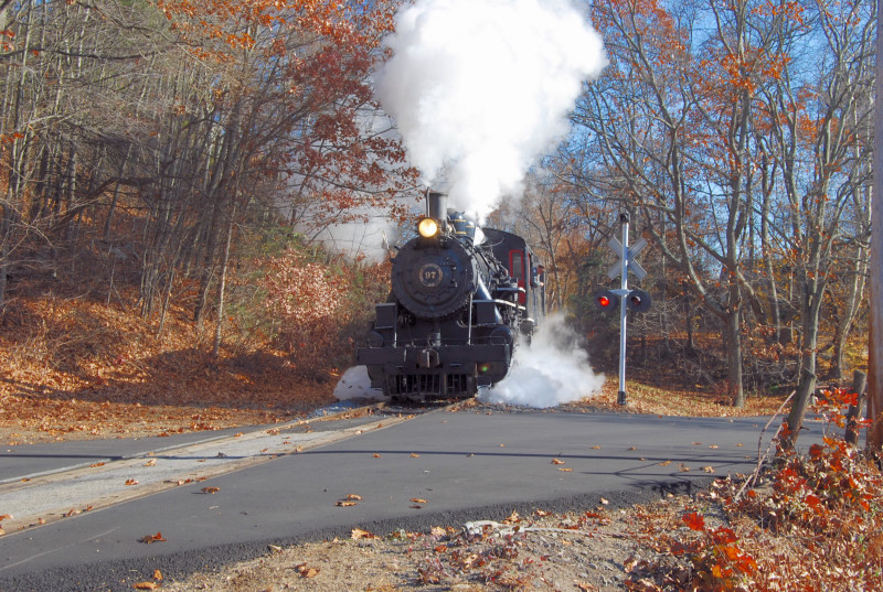 Photo of VRR #97 Approaching Old Deep River Road