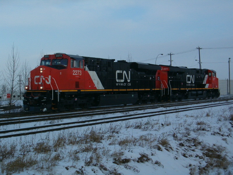 Photo of CN ES44DC #2273 and #2277