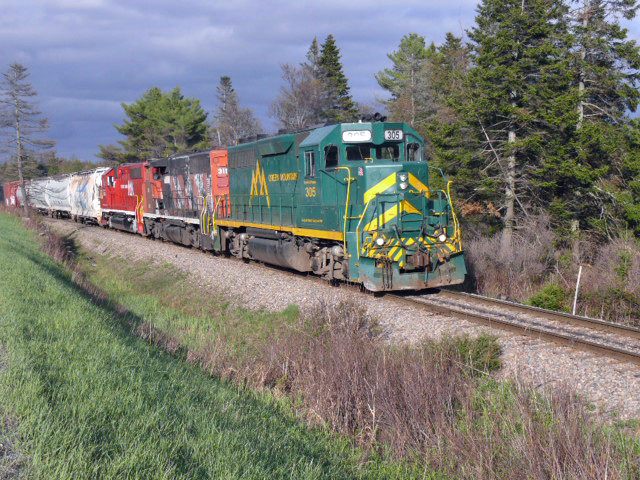 Photo of Green Mountain Railroad #264 in Mt. Holly, VT