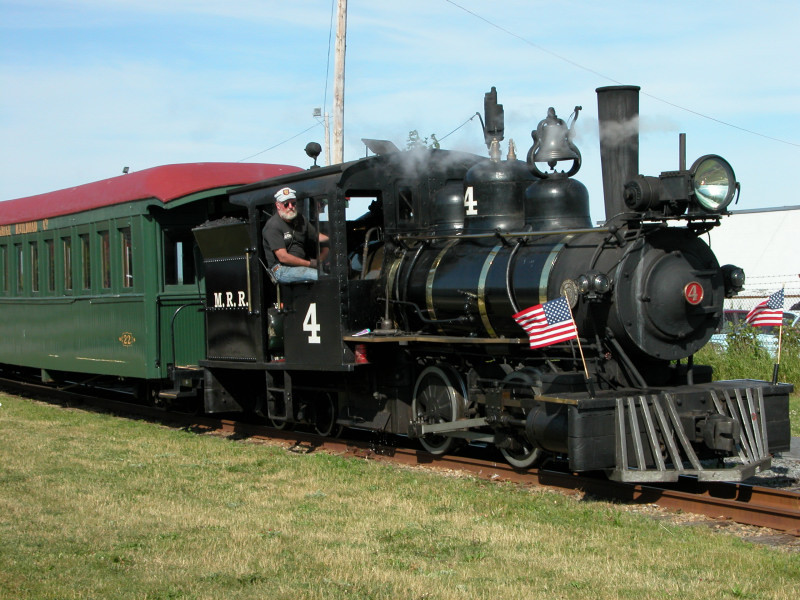 Photo of MRR #4 decked out for the 4th of July weekend