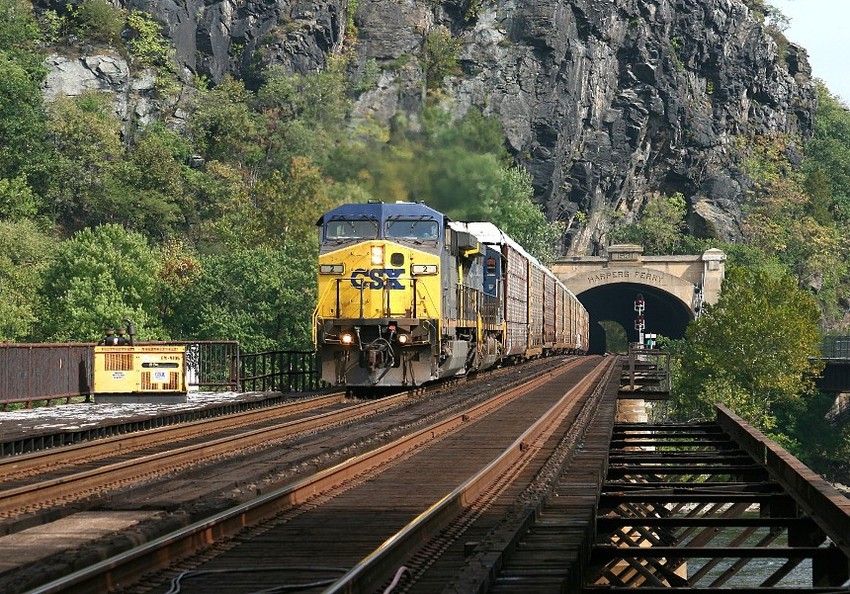 Photo of CSX Q217 at Harpers Ferry, WV