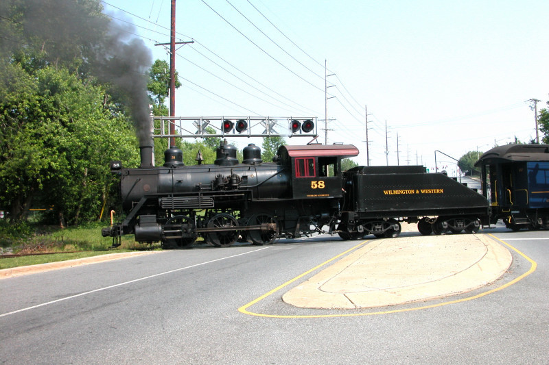 Photo of WWRR #58 crossing Rt 41