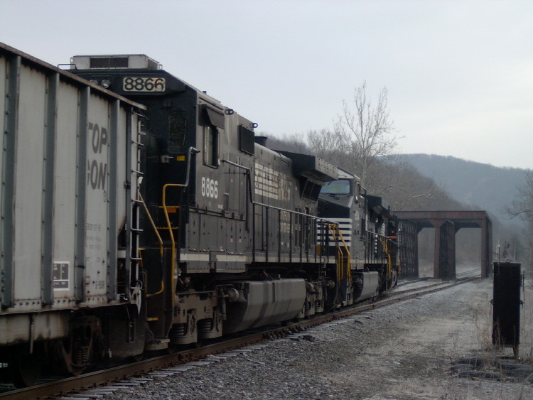Photo of Coal train entering a siding at Salmanca,NY