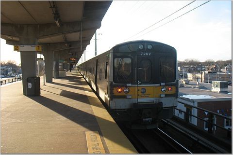 Photo of Merrick LIRR Train Station Track 1