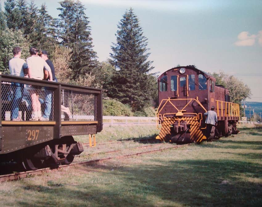 Photo of CMRR line at Highmount, Ulster County, NY 1985