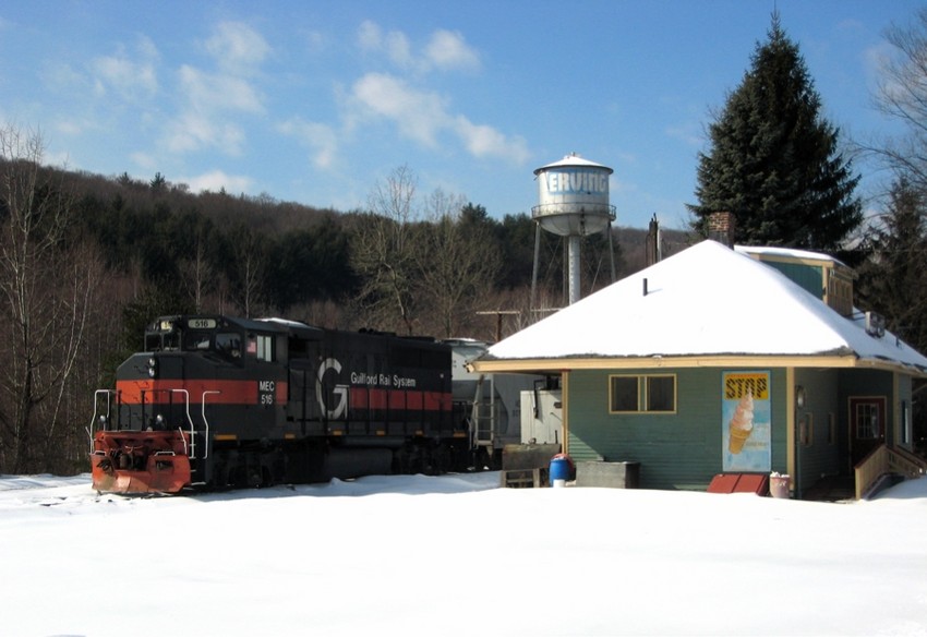 Photo of Guilford Rail System MEC 516 Idles at the old Depot