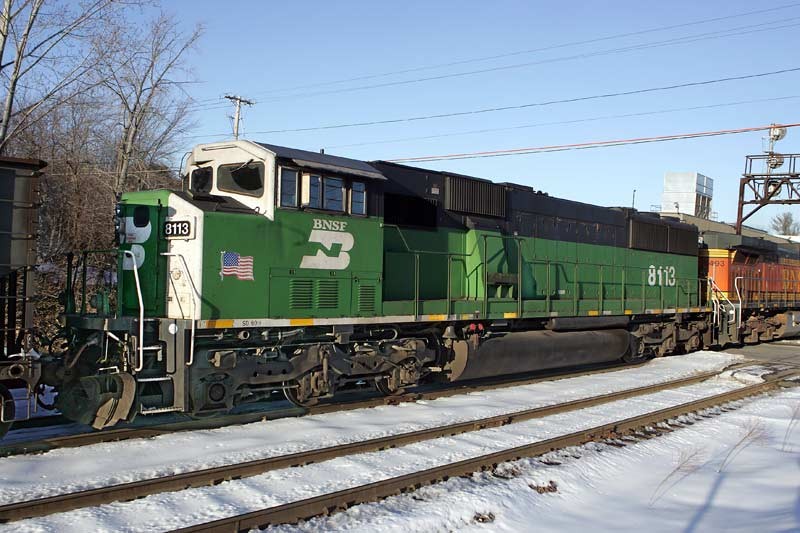 Photo of BN 8113 on NHB-13 at the Willows