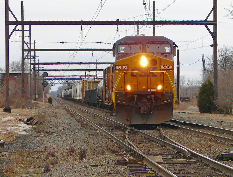 CSX #Q301 heading West Through West Trenton NJ: The GreatRails North ...