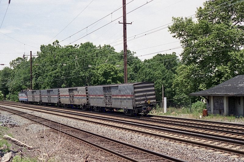 Photo of Amtrak Mail and Express