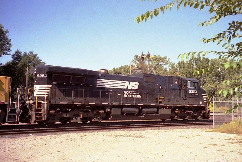 Photo of NS #9263 and the Semaphores
