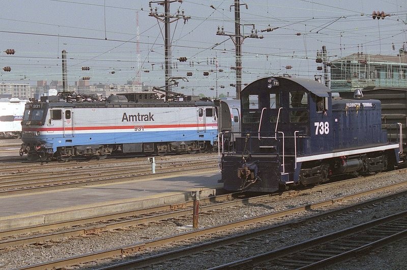 Photo of Amtrak #931 and #738