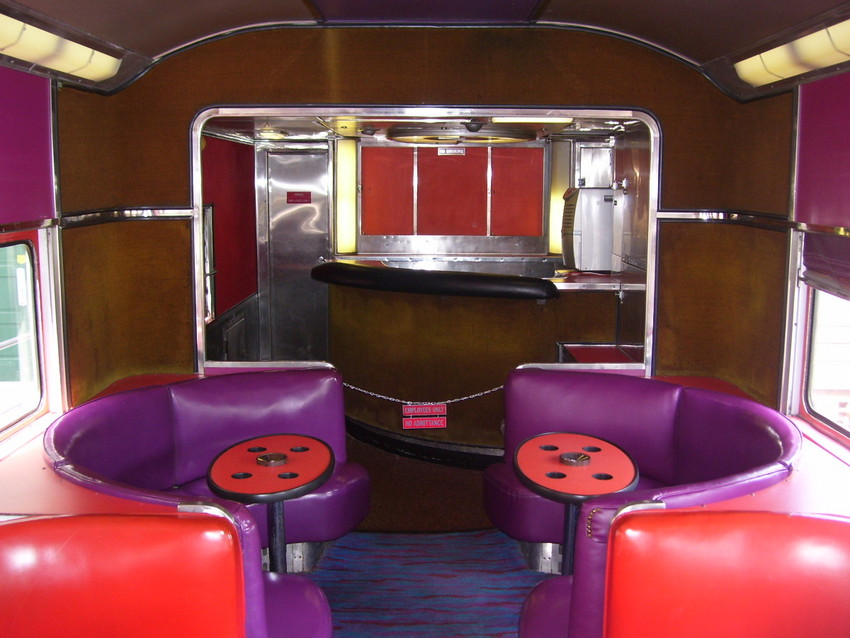 Photo of Atlantic Coast Line 1947 Club car 3341 Interior