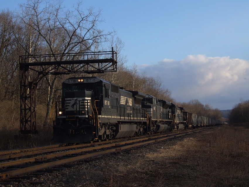 Photo of Norfolk Southern 522 at Meadville Pa.