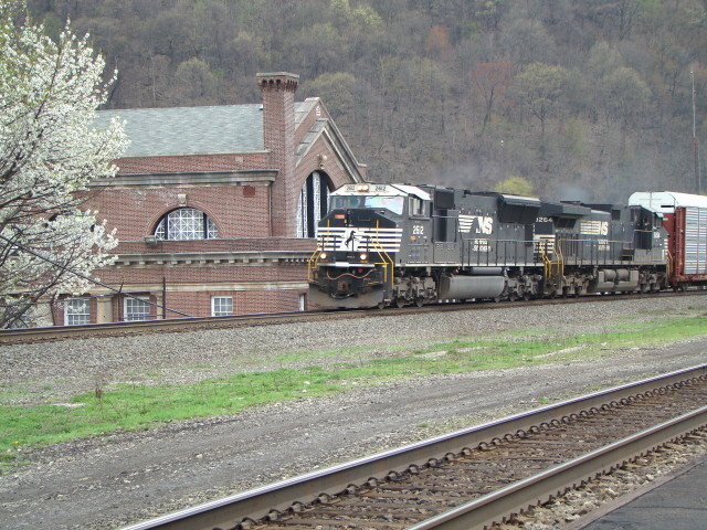 Photo of Eastbound at Johnstown