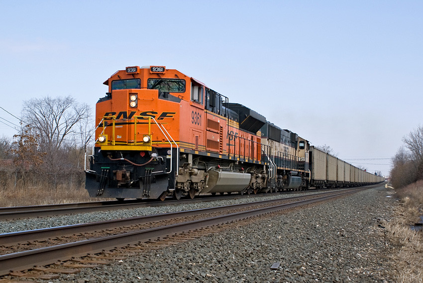 Photo of BNSF SD70ACe In Charge