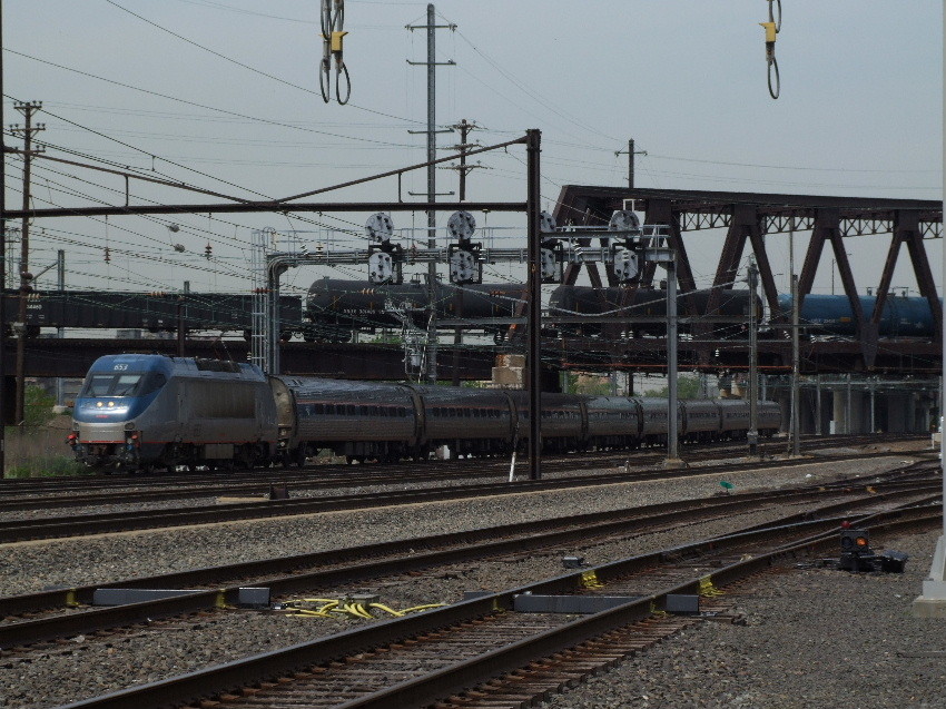 Photo of Amtrak HHP8 at Hunter