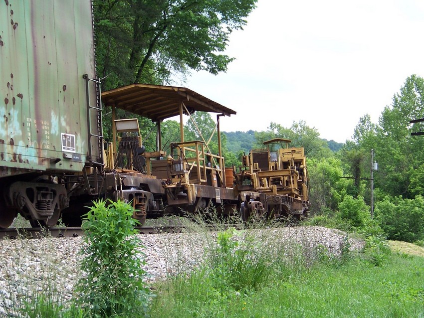 Photo of B&O # 912484 ( MOW Rail Train Flat Car )