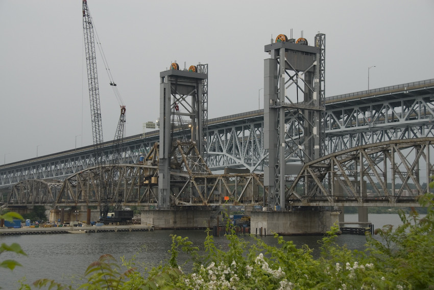 Photo of thames river bridge june 2008