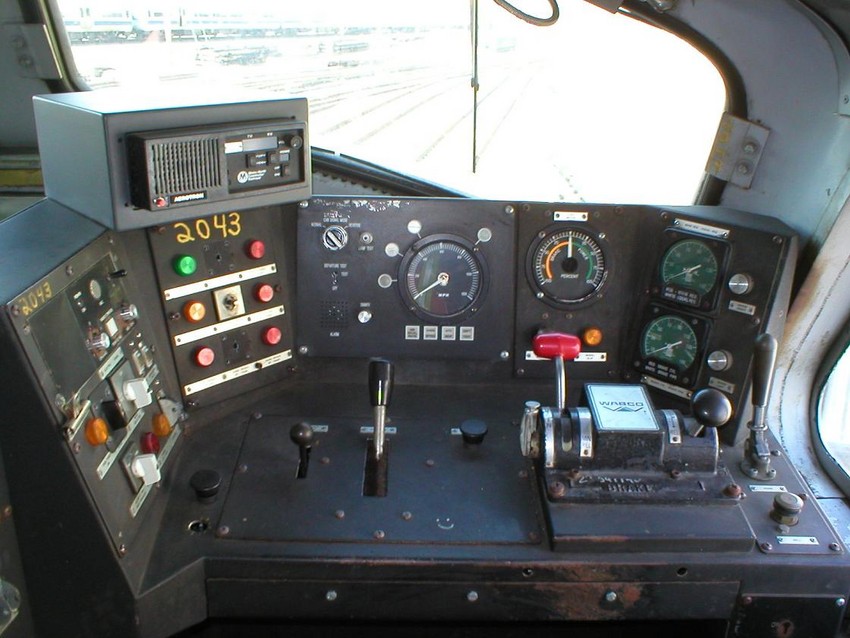 Photo of FL9AC-DM 2043 engineer's control stand