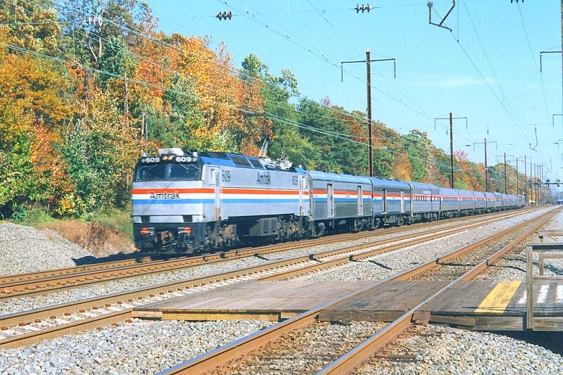 Photo of Amtrak #609