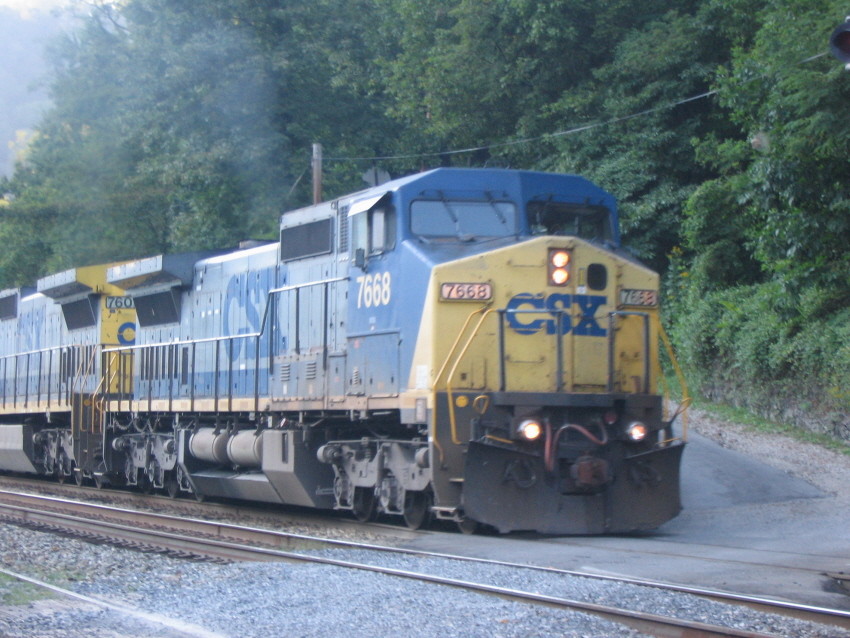 Photo of West bound coal drag through Thurmond