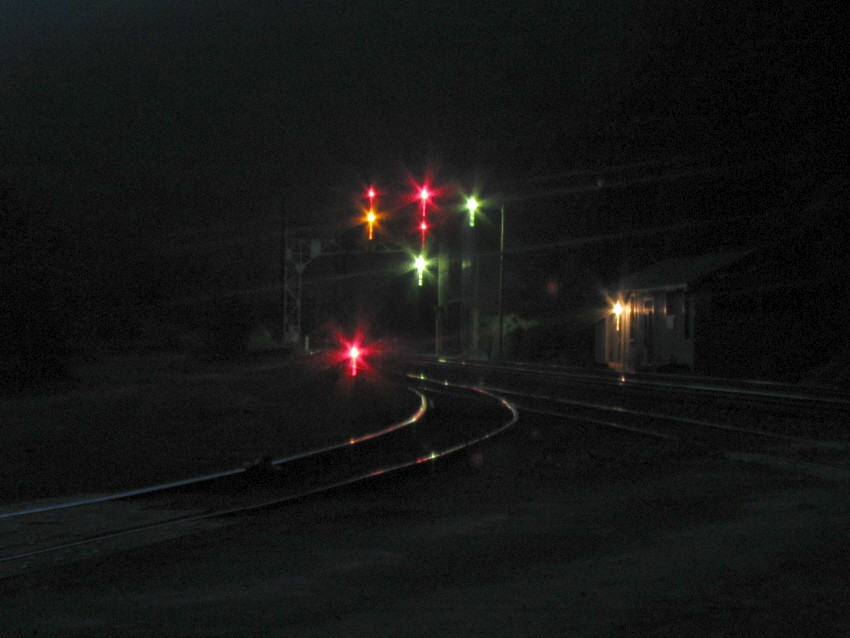 Photo of West bound signals at Thurmond