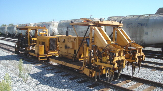 Photo of Maine Eastern Railroad MOW equipment