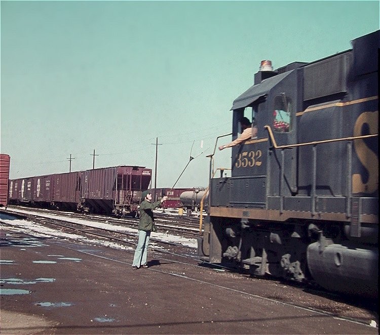 Photo of AT&SF GP38 Receiving Orders at Fort Worth, February 1973
