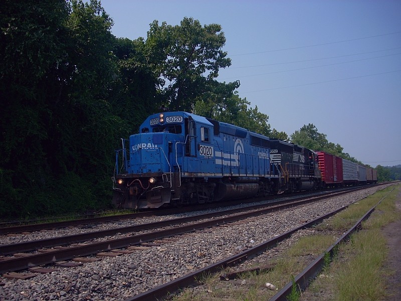 Photo of ns gp40-2 at east end of Allentown yard